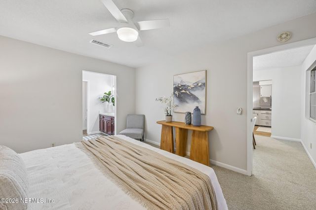 200 DEBARRY Avenue, Orange Park, FL 32073