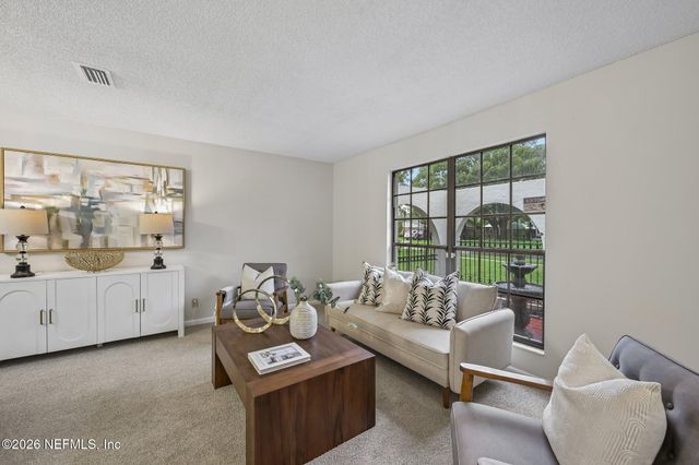 200 DEBARRY Avenue, Orange Park, FL 32073