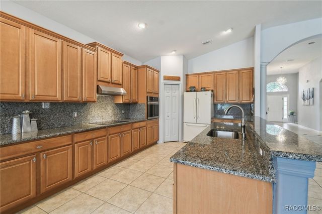 1049 W Lake Valley Court, Hernando, FL 34442