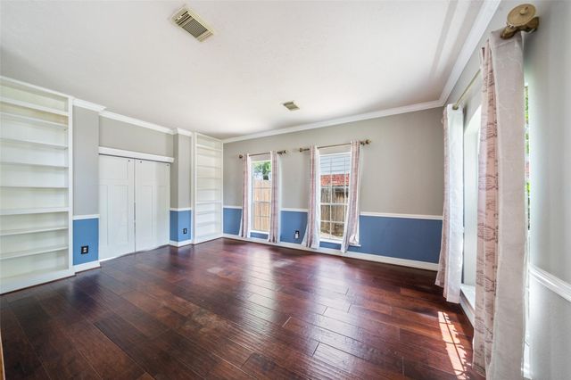 2502 Sea Horse Court, Seabrook, TX 77586