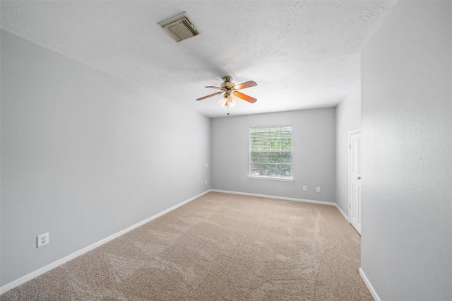 2502 Sea Horse Court, Seabrook, TX 77586