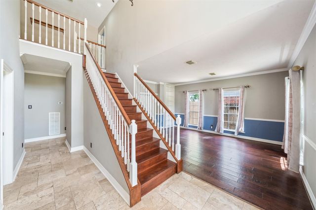 2502 Sea Horse Court, Seabrook, TX 77586