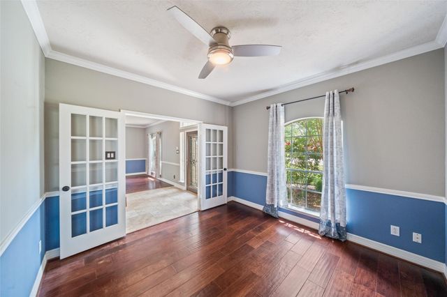 2502 Sea Horse Court, Seabrook, TX 77586