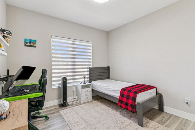 122 Kestrel Circle, Waterloo, IA 50701