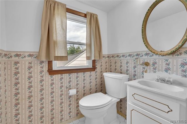 654 Parkhurst Boulevard, Tonawanda, NY 14223