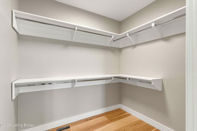 103 Brennan Ct, Shepherdsville, KY 40165