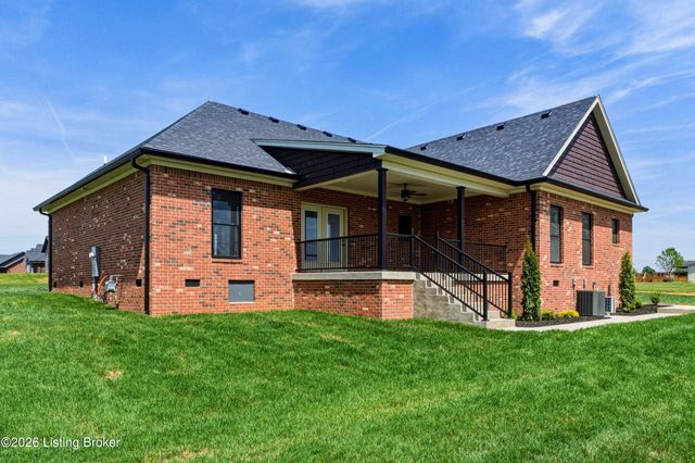 103 Brennan Ct, Shepherdsville, KY 40165
