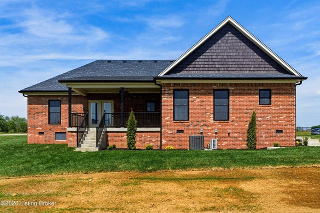 103 Brennan Ct, Shepherdsville, KY 40165