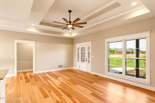 103 Brennan Ct, Shepherdsville, KY 40165