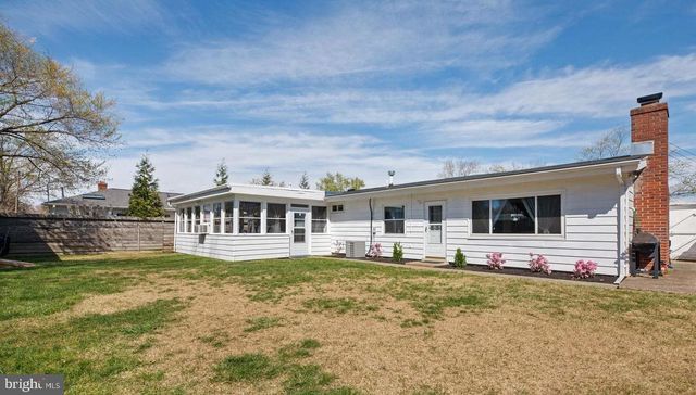6226 APACHE ST, Springfield, VA 22150