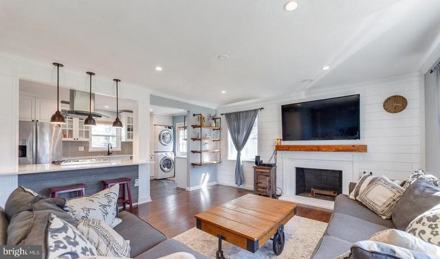 6226 APACHE ST, Springfield, VA 22150