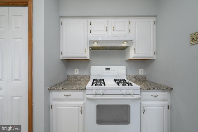152 NAUTILUS DR, Manahawkin, NJ 08050
