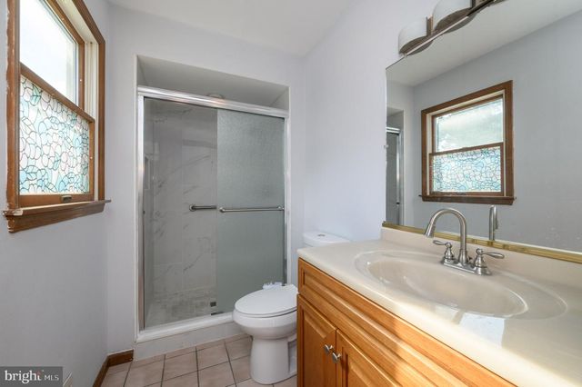 152 NAUTILUS DR, Manahawkin, NJ 08050