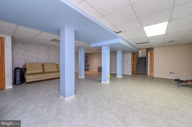 152 NAUTILUS DR, Manahawkin, NJ 08050