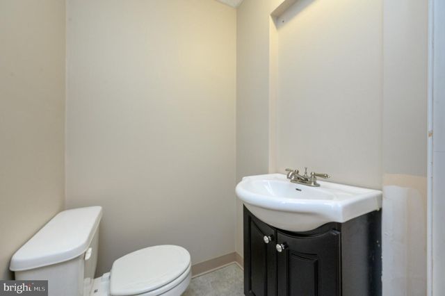152 NAUTILUS DR, Manahawkin, NJ 08050