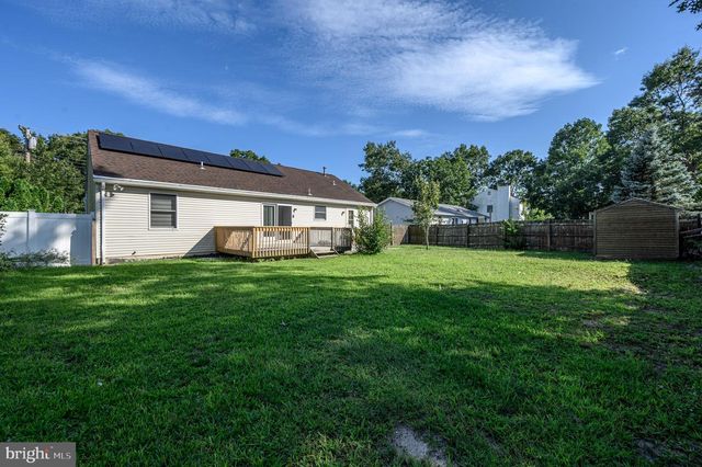 152 NAUTILUS DR, Manahawkin, NJ 08050