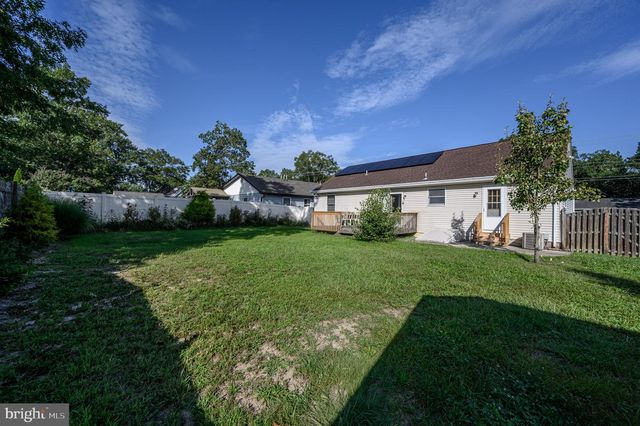 152 NAUTILUS DR, Manahawkin, NJ 08050