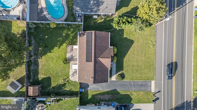 152 NAUTILUS DR, Manahawkin, NJ 08050