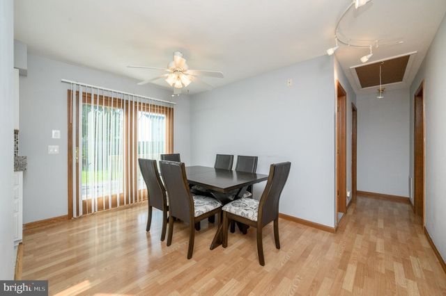 152 NAUTILUS DR, Manahawkin, NJ 08050