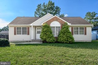 152 NAUTILUS DR, Manahawkin, NJ 08050