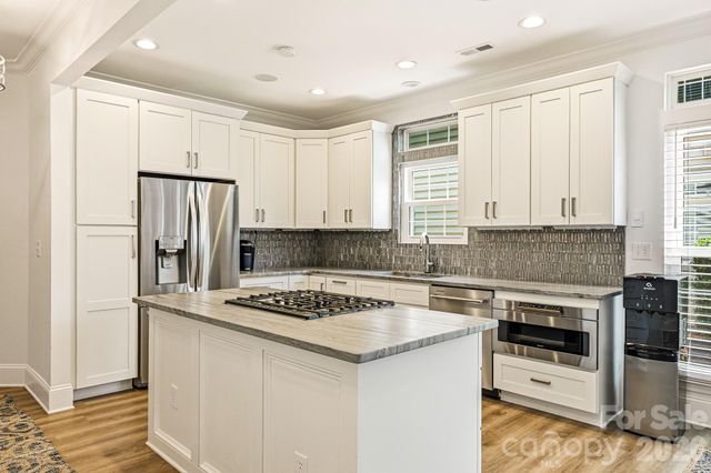 8335 Viewpoint Lane, Cornelius, NC 28031