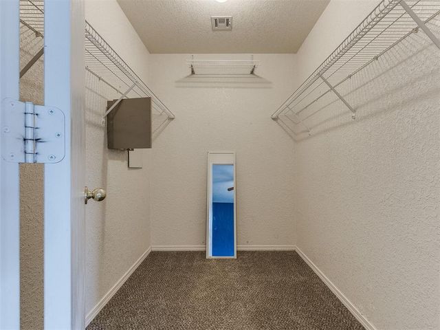 9200 Checkerbloom Drive, Oklahoma City, OK 73165