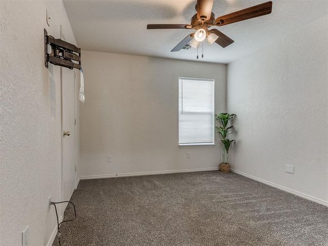 9200 Checkerbloom Drive, Oklahoma City, OK 73165