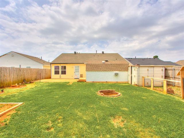 9200 Checkerbloom Drive, Oklahoma City, OK 73165