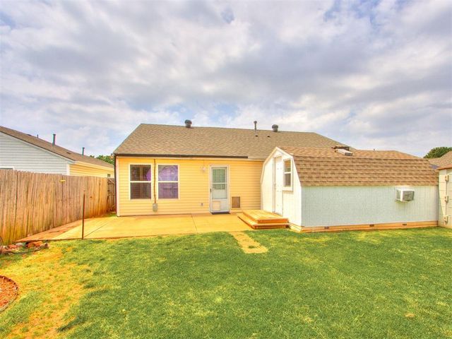9200 Checkerbloom Drive, Oklahoma City, OK 73165