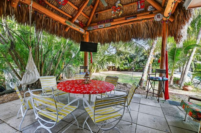 460 SE 18th Avenue, Deerfield Beach, FL 33441