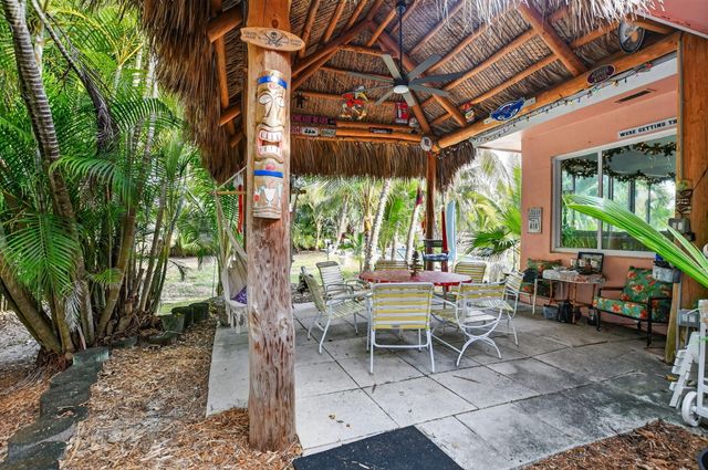 460 SE 18th Avenue, Deerfield Beach, FL 33441