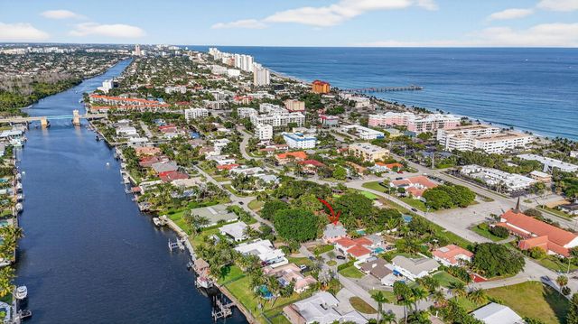 460 SE 18th Avenue, Deerfield Beach, FL 33441