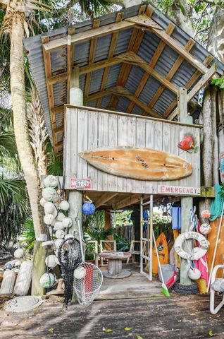 460 SE 18th Avenue, Deerfield Beach, FL 33441