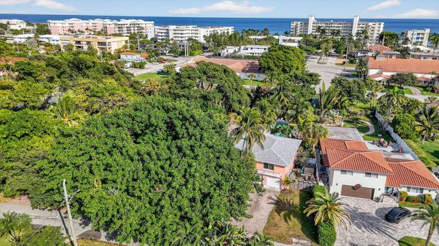 460 SE 18th Avenue, Deerfield Beach, FL 33441