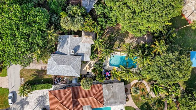 460 SE 18th Avenue, Deerfield Beach, FL 33441