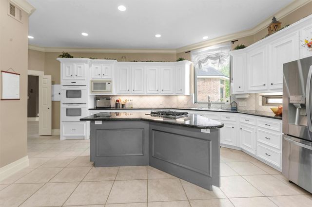 8314 Drew Haven Lane, Spring, TX 77379