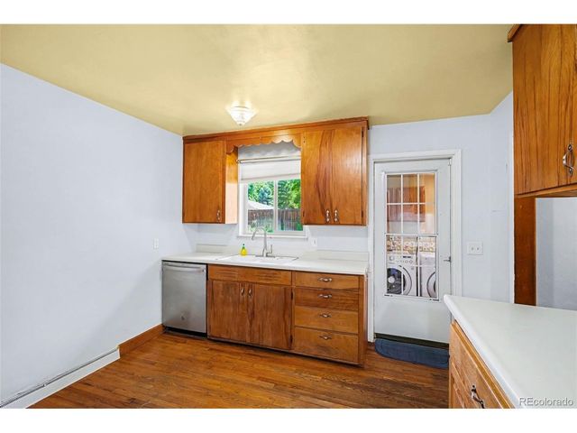 645 S Washington Cir, Englewood, CO 80113