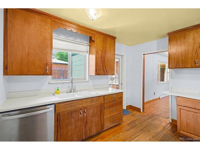 645 S Washington Cir, Englewood, CO 80113
