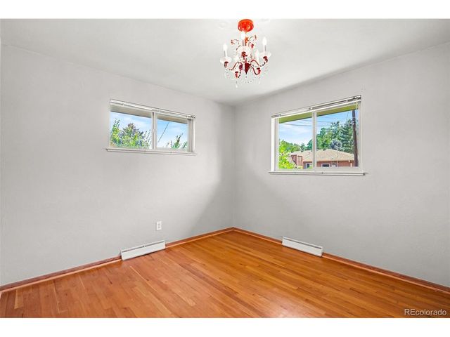 645 S Washington Cir, Englewood, CO 80113