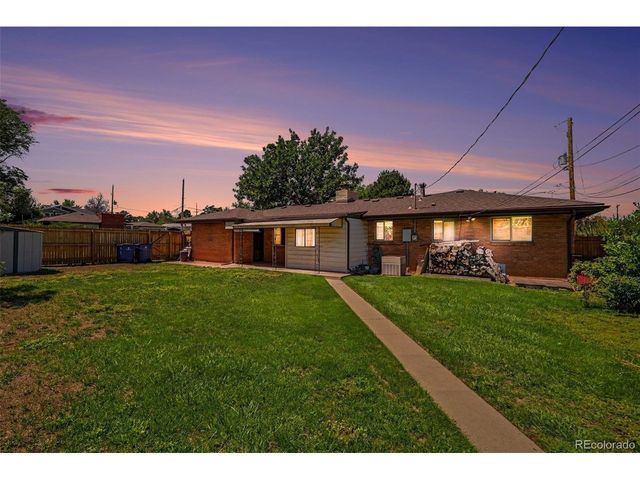 645 S Washington Cir, Englewood, CO 80113