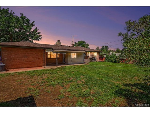 645 S Washington Cir, Englewood, CO 80113