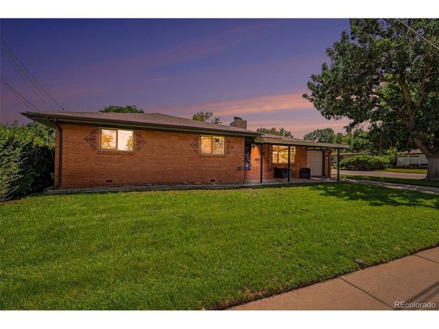 645 S Washington Cir, Englewood, CO 80113