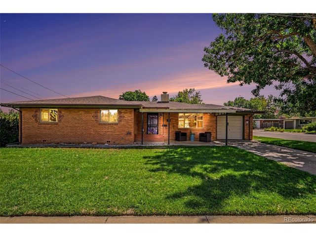 645 S Washington Cir, Englewood, CO 80113