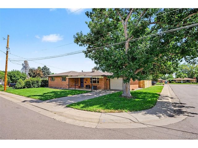 645 S Washington Cir, Englewood, CO 80113