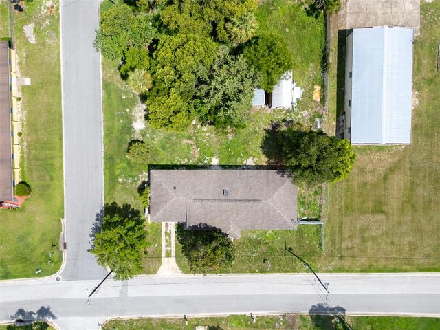 180 N KENTUCKY AVENUE, Umatilla, FL 32784