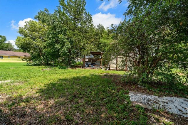 180 N KENTUCKY AVENUE, Umatilla, FL 32784