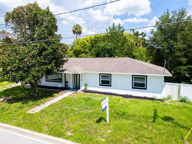 180 N KENTUCKY AVENUE, Umatilla, FL 32784