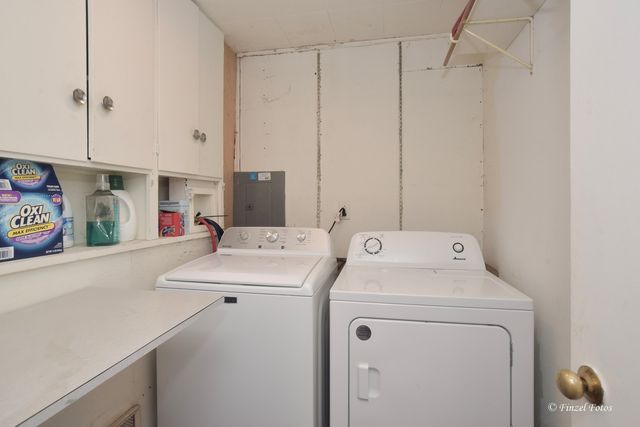 425 E Broadway Avenue, Crystal Lake, IL 60014