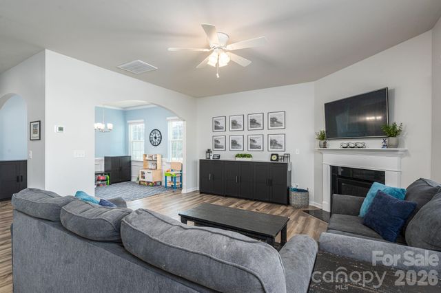 4630 Maiden Creek Way 2, Maiden, NC 28650