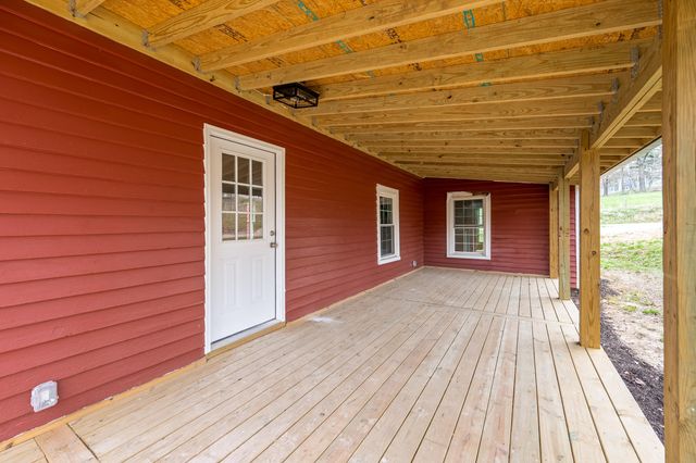 3516 Webbs Mill RD N, Floyd, VA 24091